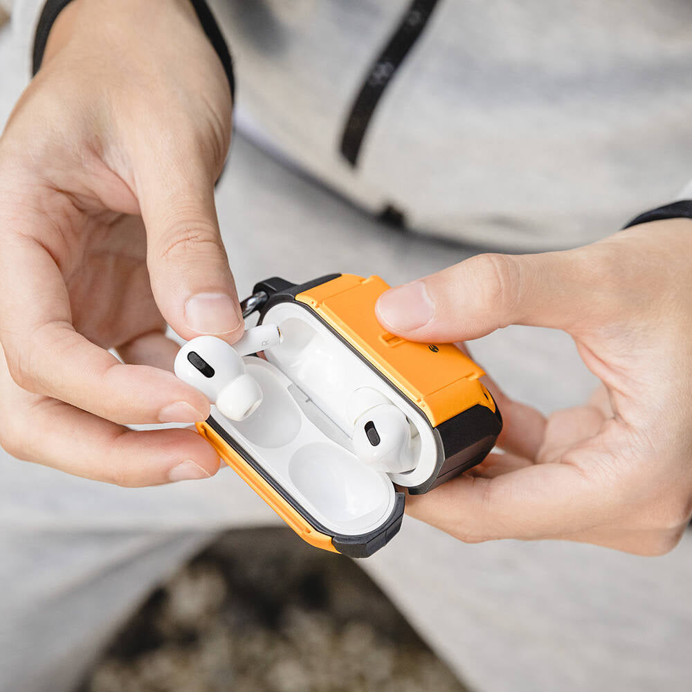 Airpods Pro 2 Kılıf Askılı Sağlam Tasarımlı Lisanslı Switcheasy Guardian Kılıf