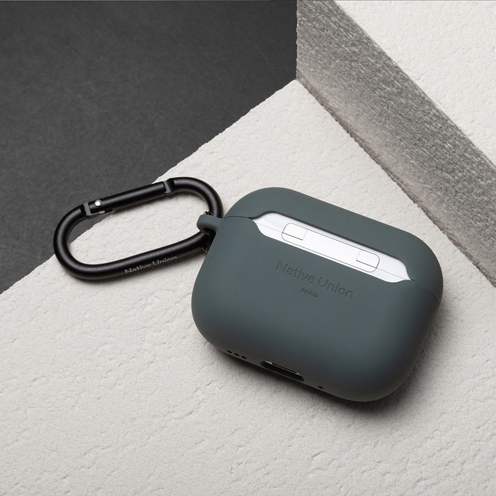 AirPods Pro 3 Kılıf M-Safe Şarj Özellikli Native Union Active Serisi Kılıf