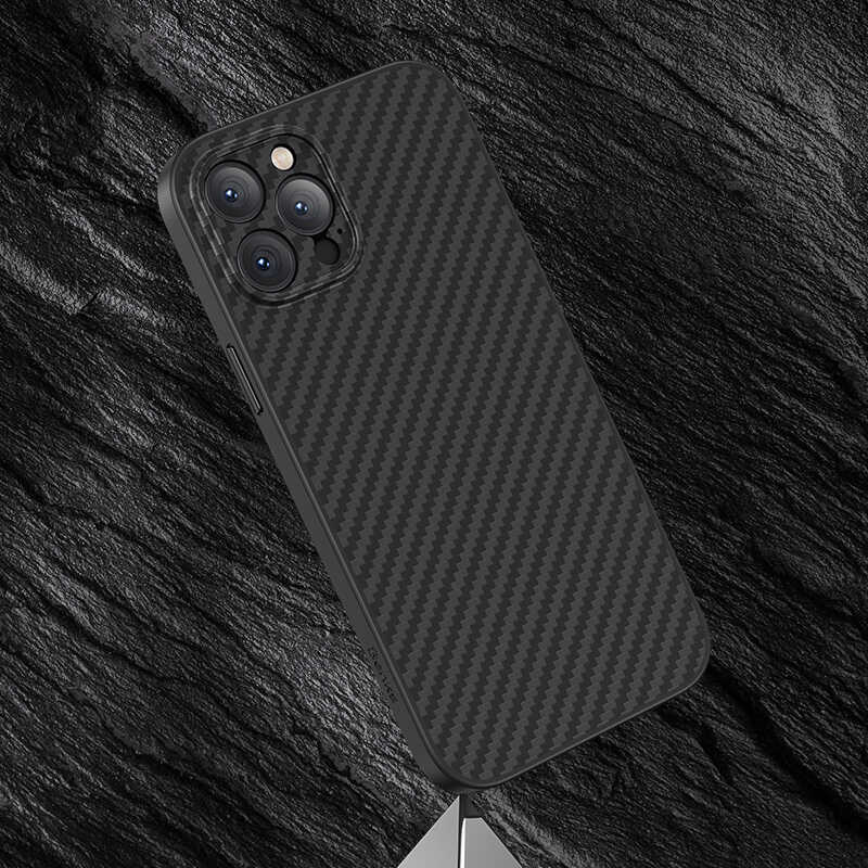 iPhone 12 Pro Max Kılıf Karbon Fiber Benks Hybrid Kevlar Kılıf