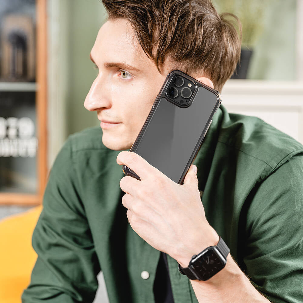 iPhone 13 Kılıf Anti-Mikrobiyal Şok Önleyicili Şeffaf Lisanslı Switcheasy Alos Kılıf