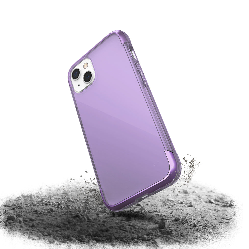 iPhone 13 Kılıf Raptic Air Serisi Airbag Tasarımlı Metal Köşelikli Şeffaf Kılıf