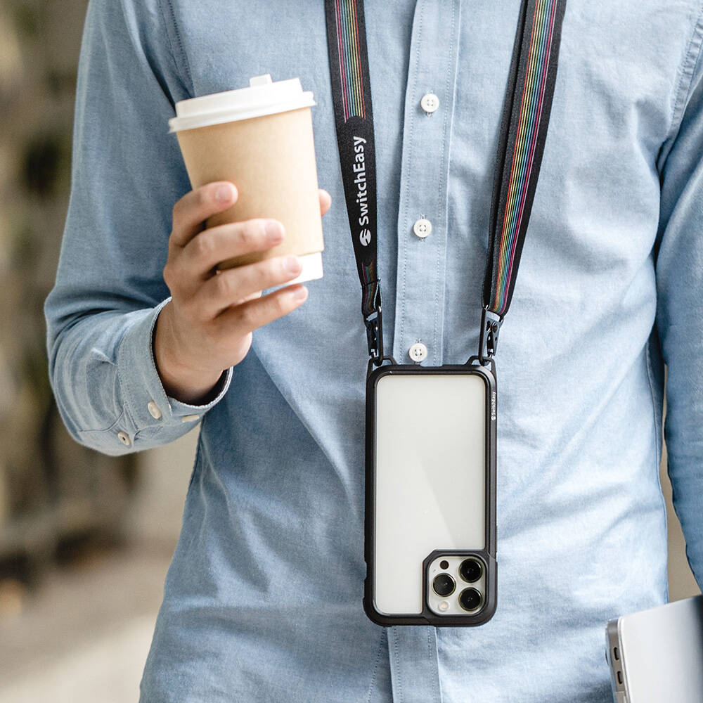 iPhone 13 Pro Kılıf Boyun Askılı Kompozit Tasarımlı Şok Önleyicili Lisanslı Switcheasy Odyssey Kılıf