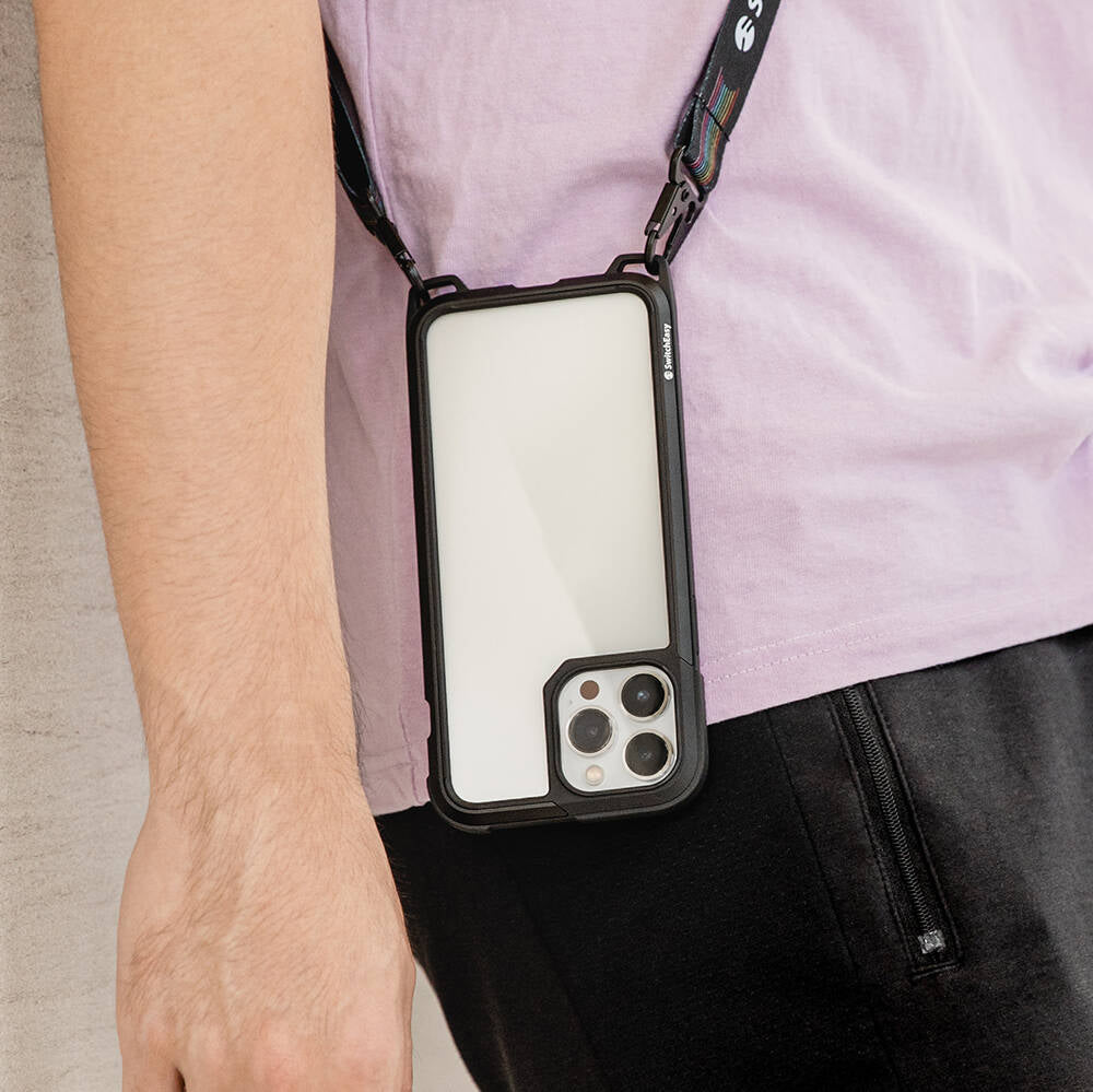 iPhone 13 Pro Kılıf Boyun Askılı Kompozit Tasarımlı Şok Önleyicili Lisanslı Switcheasy Odyssey Kılıf