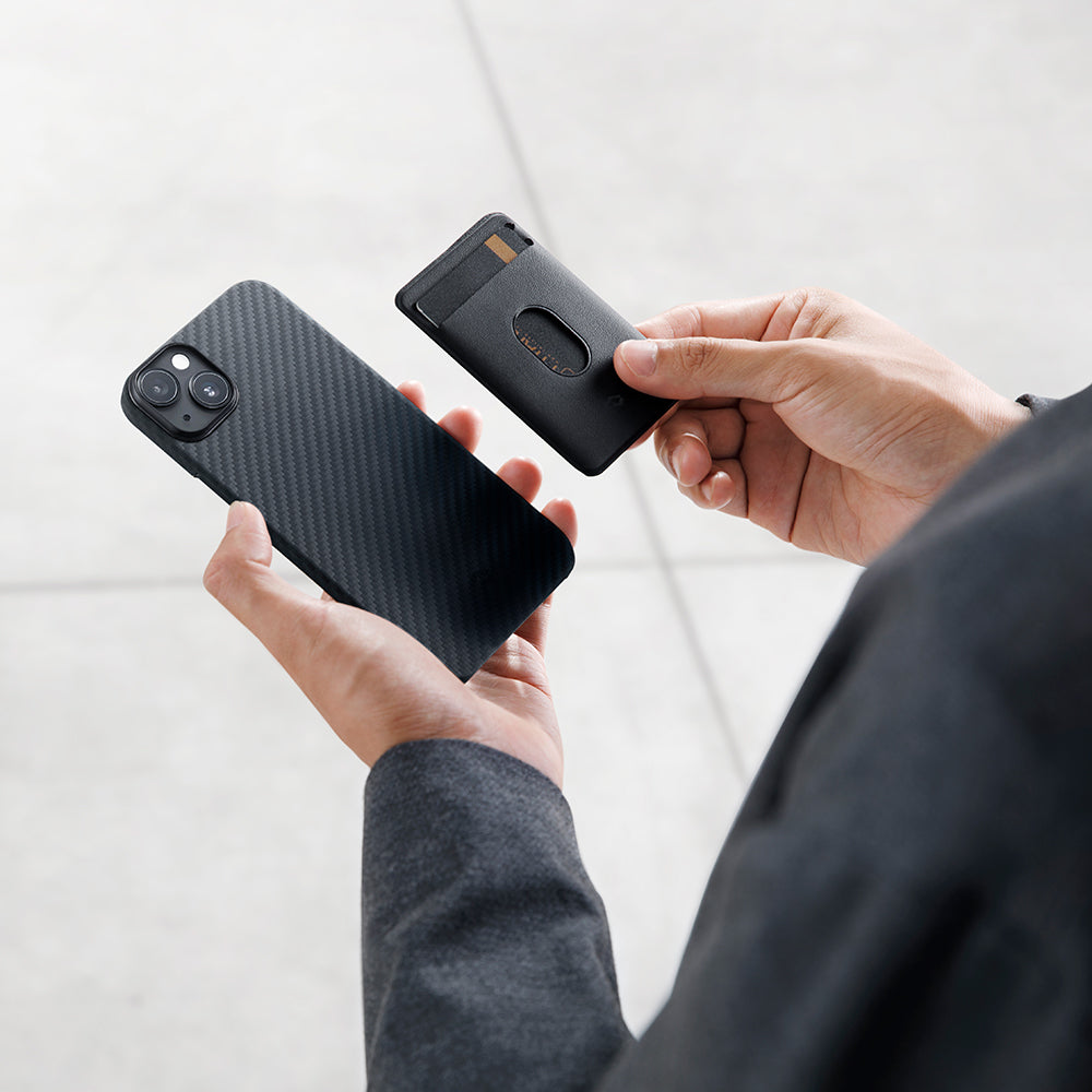 iPhone 14 Kılıf M-safe Şarj Özellikli 1500D Aramid Fiber Pitaka Ultra-Slim Classic Serisi Black-Grey Twill Kılıf