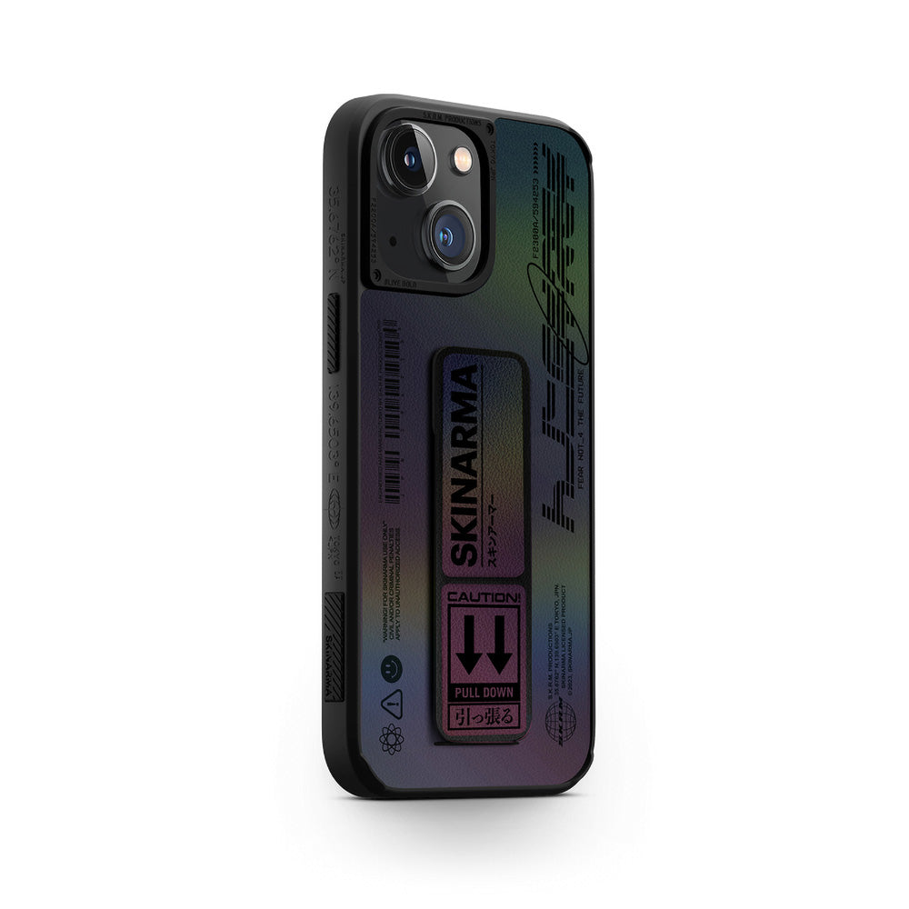 iPhone 14 Kılıf SkinArma Holografik Tasarımlı Standlı Deri Görünümlü Kira Kobai Kılıf