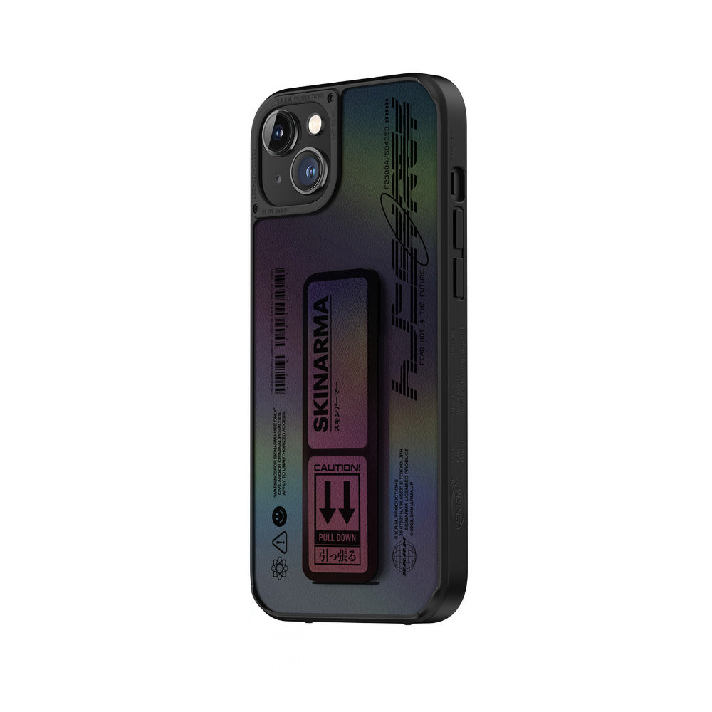 iPhone 14 Kılıf SkinArma Holografik Tasarımlı Standlı Deri Görünümlü Kira Kobai Kılıf