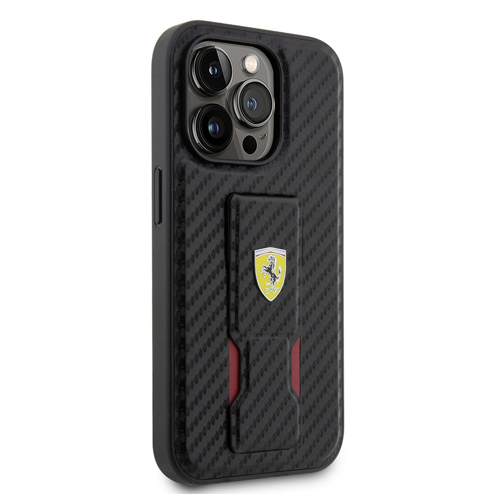 iPhone 14 Pro Kılıf Ferrari Orijinal Lisanlı Klasik Metal Logolu Delikli Standlı Karbon Kılıf