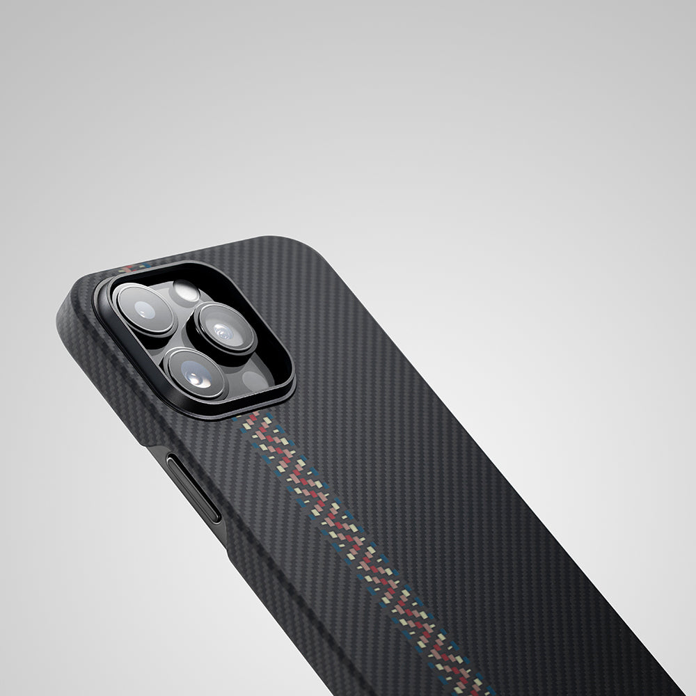 iPhone 14 Pro Kılıf M-safe Şarj Özellikli 600D Aramid Karbon Fiber Pitaka Tactile Woven Orchestra Serisi Rhapsody Kılıf