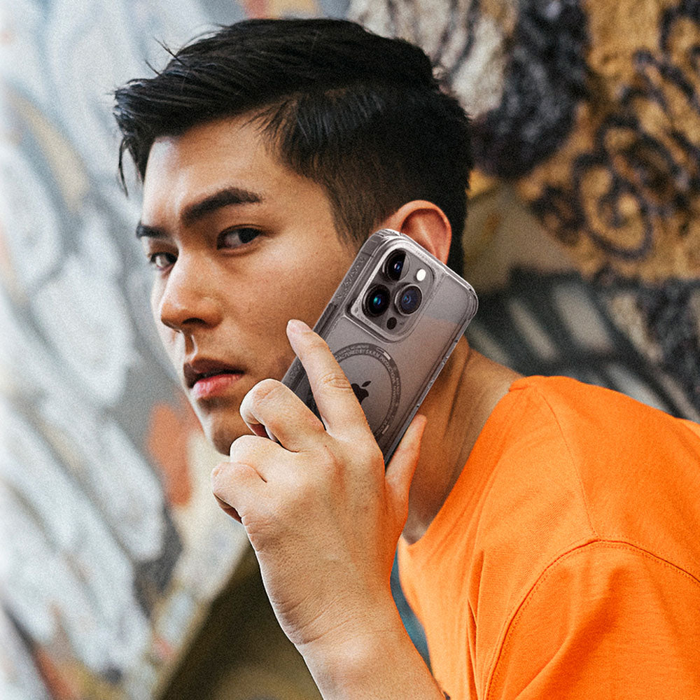 iPhone 14 Pro Kılıf SkinArma Şeffaf Airbag Tasarımlı M-safe Şarj Özellikli Saido Kılıf