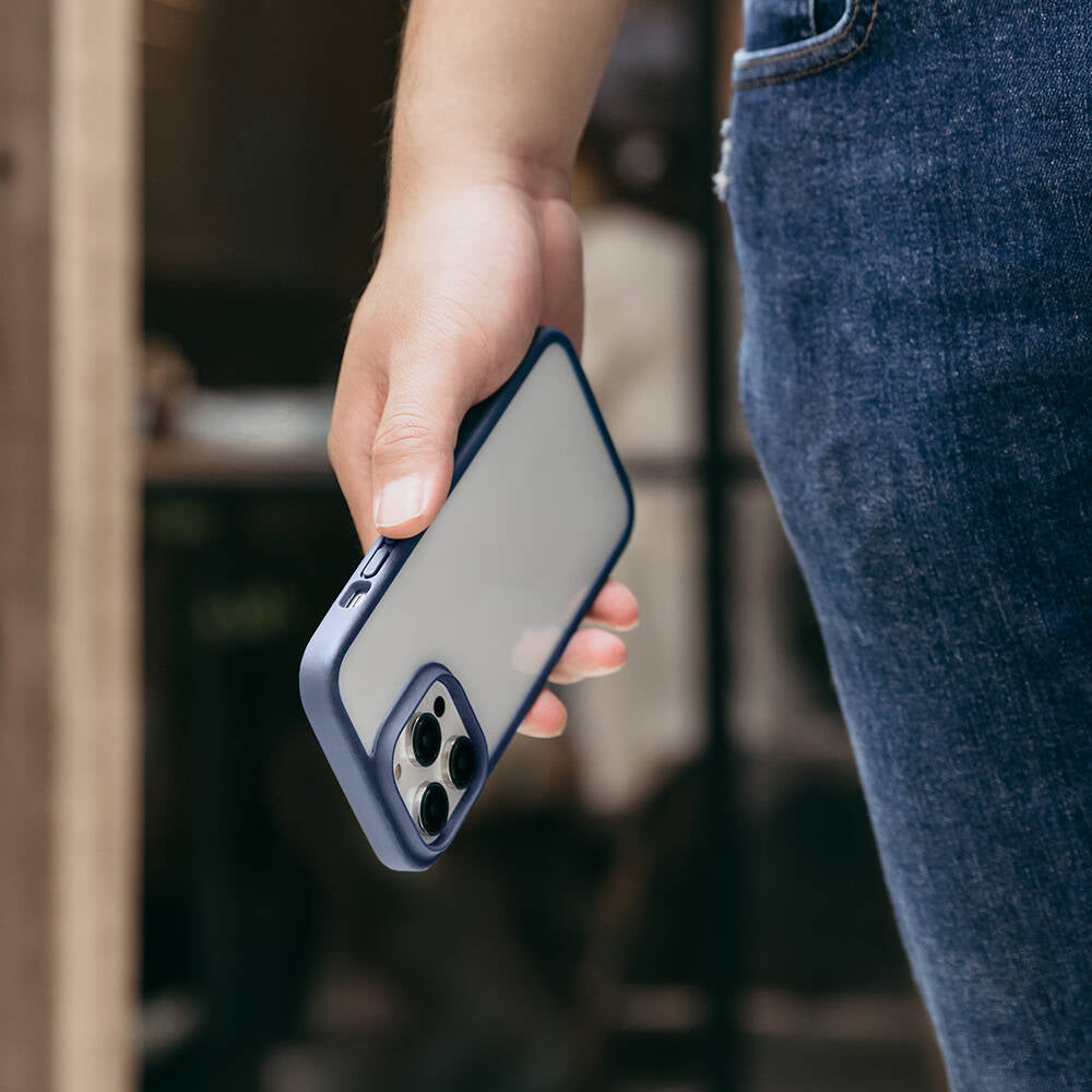 iPhone 14 Pro Kılıf Ultra İnce Şok Önleyicili Lisanslı Switcheasy Aero Plus Kılıf