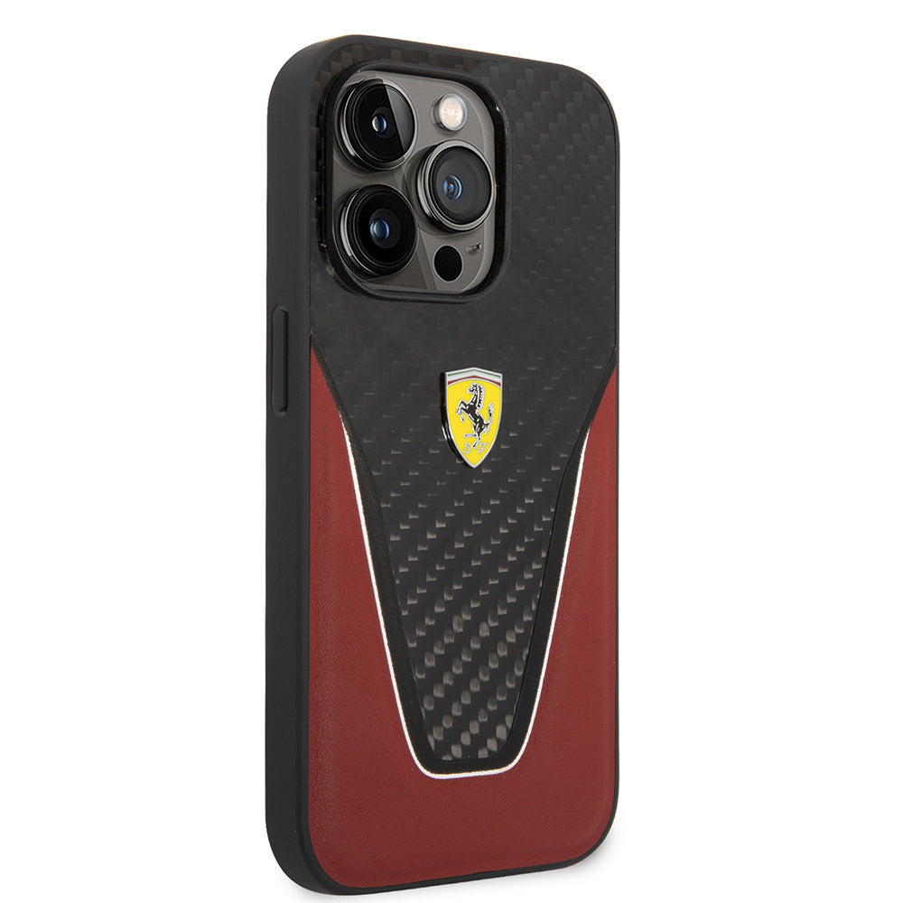 iPhone 14 Pro Max Kılıf Ferrari Orijinal Lisanlı Klasik Metal Logolu Karbon V Desenli Kılıf