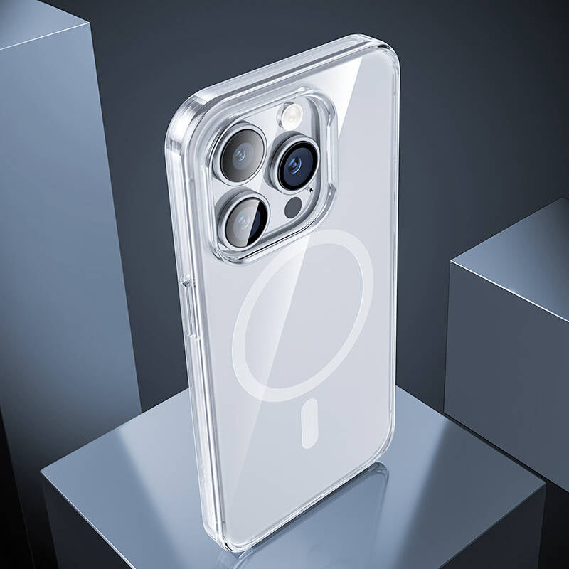 iPhone 14 Pro Max Kılıf M-safe Şarj Özellikli Benks 1.8mm Ultra İnce Şeffaf Kılıf