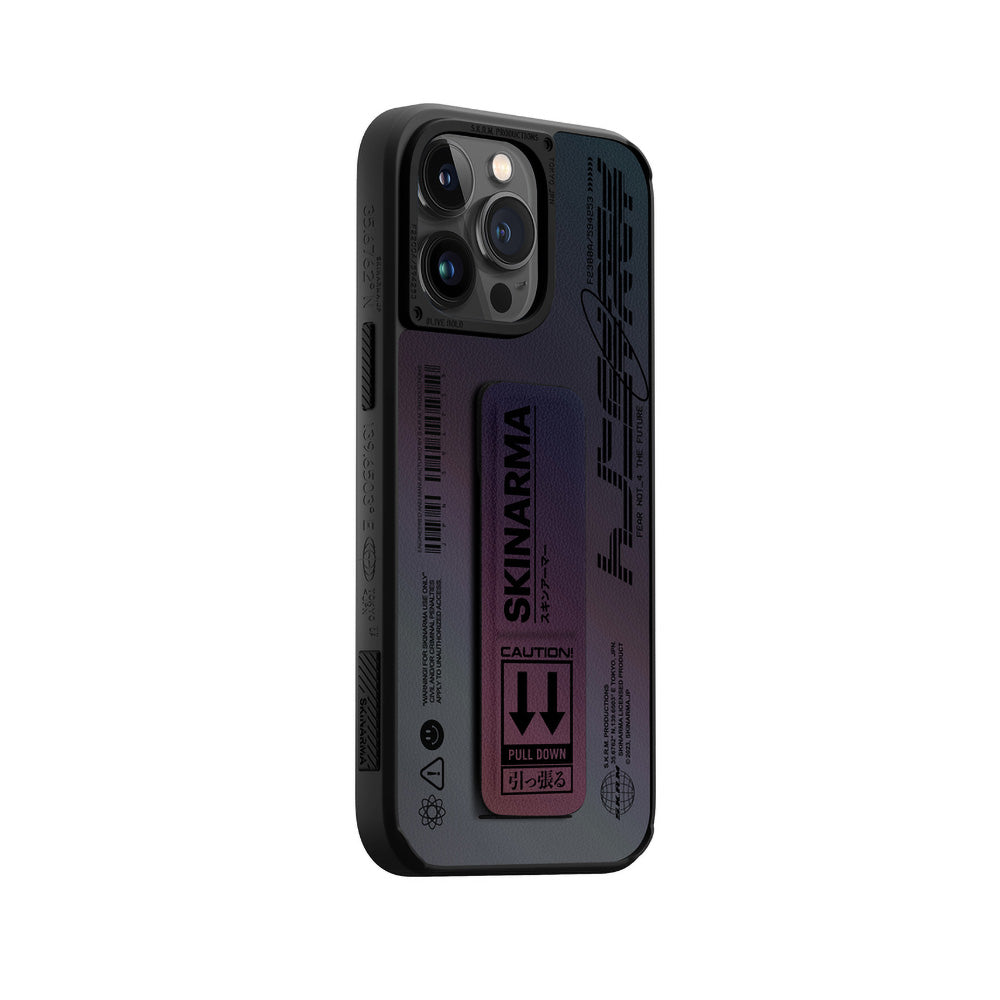 iPhone 14 Pro Max Kılıf SkinArma Holografik Tasarımlı Standlı Deri Görünümlü Kira Kobai Kılıf