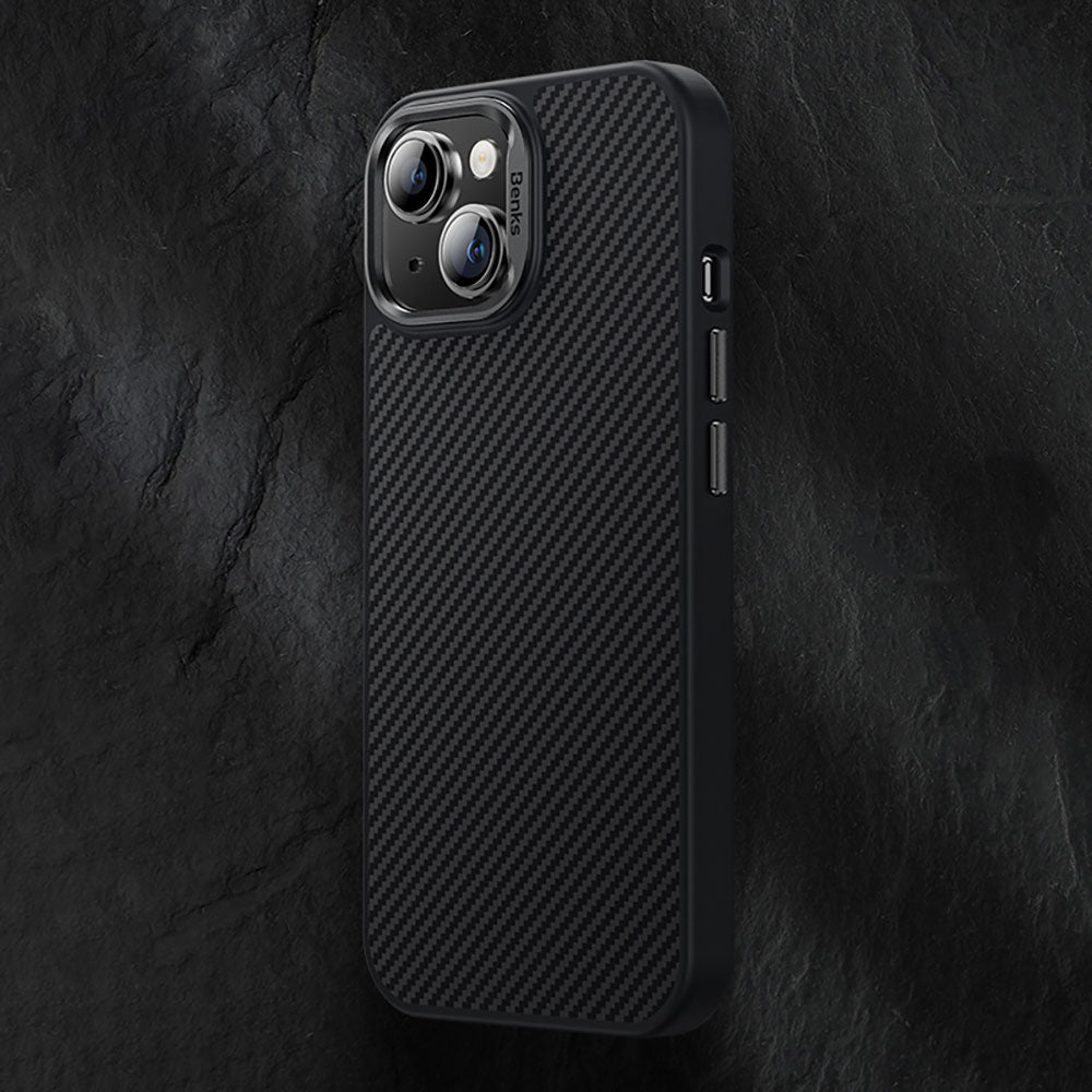 iPhone 15 Kılıf Karbon Fiber M-safe Şarj Özellikli Benks Hybrid ArmorPro 600D Kevlar Kılıf