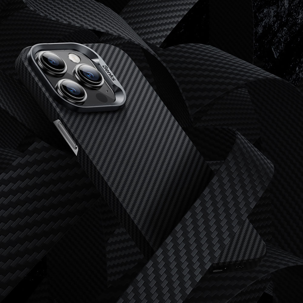 iPhone 15 Kılıf M-safe Özellikli Karbon Fiber Benks Essential ArmorAir 600D Kevlar Kılıf