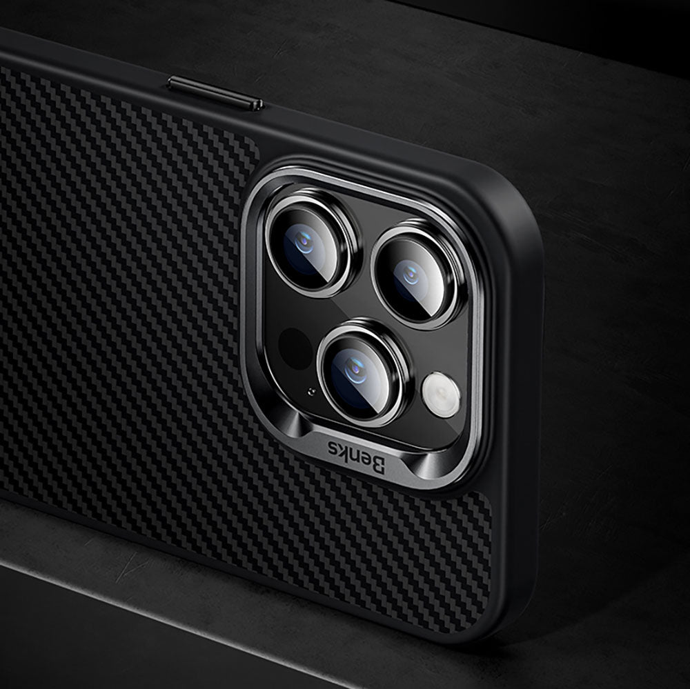 iPhone 15 Plus Kılıf Karbon Fiber M-safe Şarj Özellikli Benks Hybrid ArmorPro 600D Kevlar Kılıf