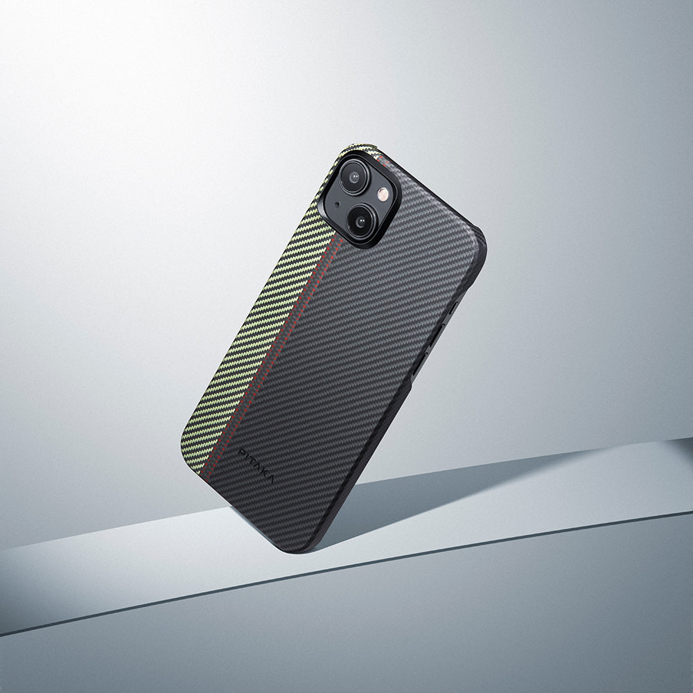 iPhone 15 Plus Kılıf M-safe Şarj Özellikli 600D Aramid Karbon Fiber Pitaka Tactile Woven Orchestra Serisi Overture Kılıf