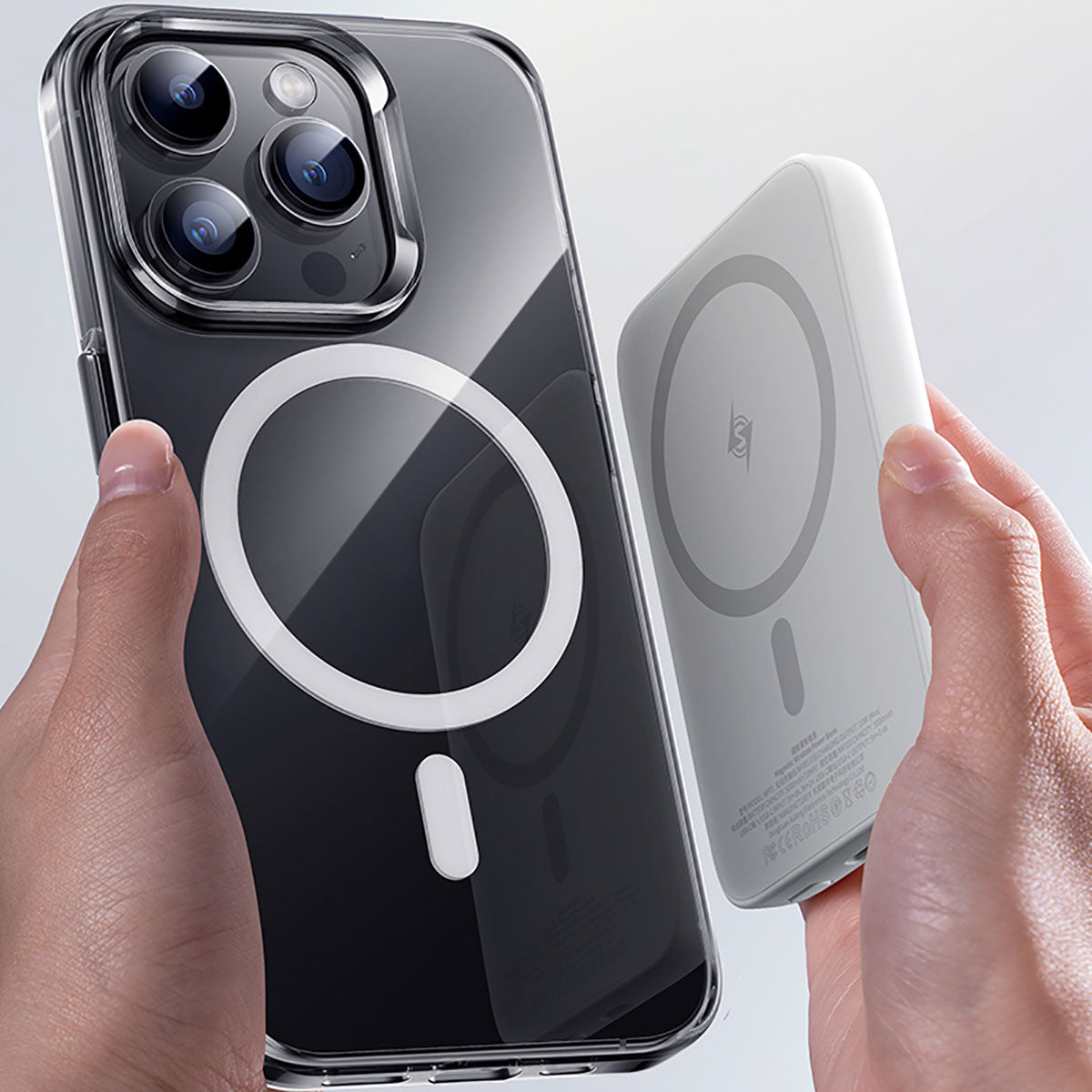 iPhone 15 Plus Kılıf M-safe Şarj Özellikli Benks Crystal Serisi Şeffaf Kılıf