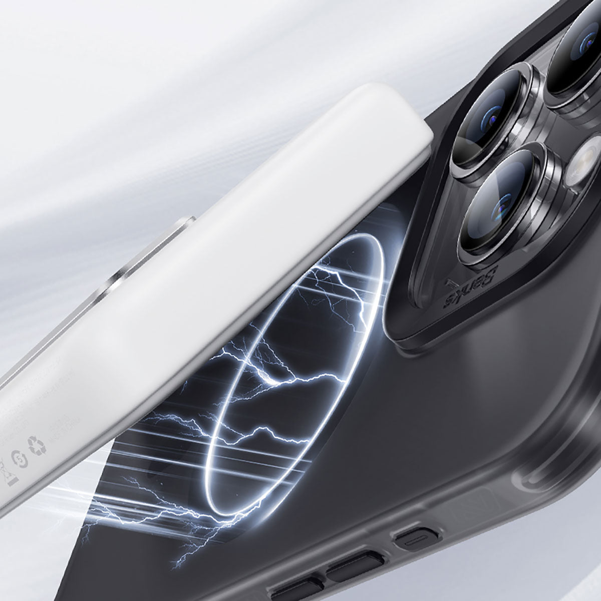 iPhone 15 Plus Kılıf M-safe Şarj Özellikli Benks Lucid Armor Kılıf