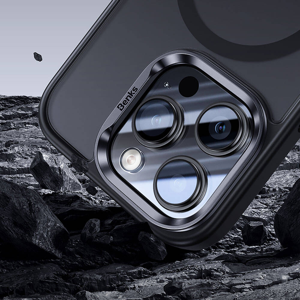 iPhone 15 Plus Kılıf M-safe Şarj Özellikli Benks Mist Protective Kılıf