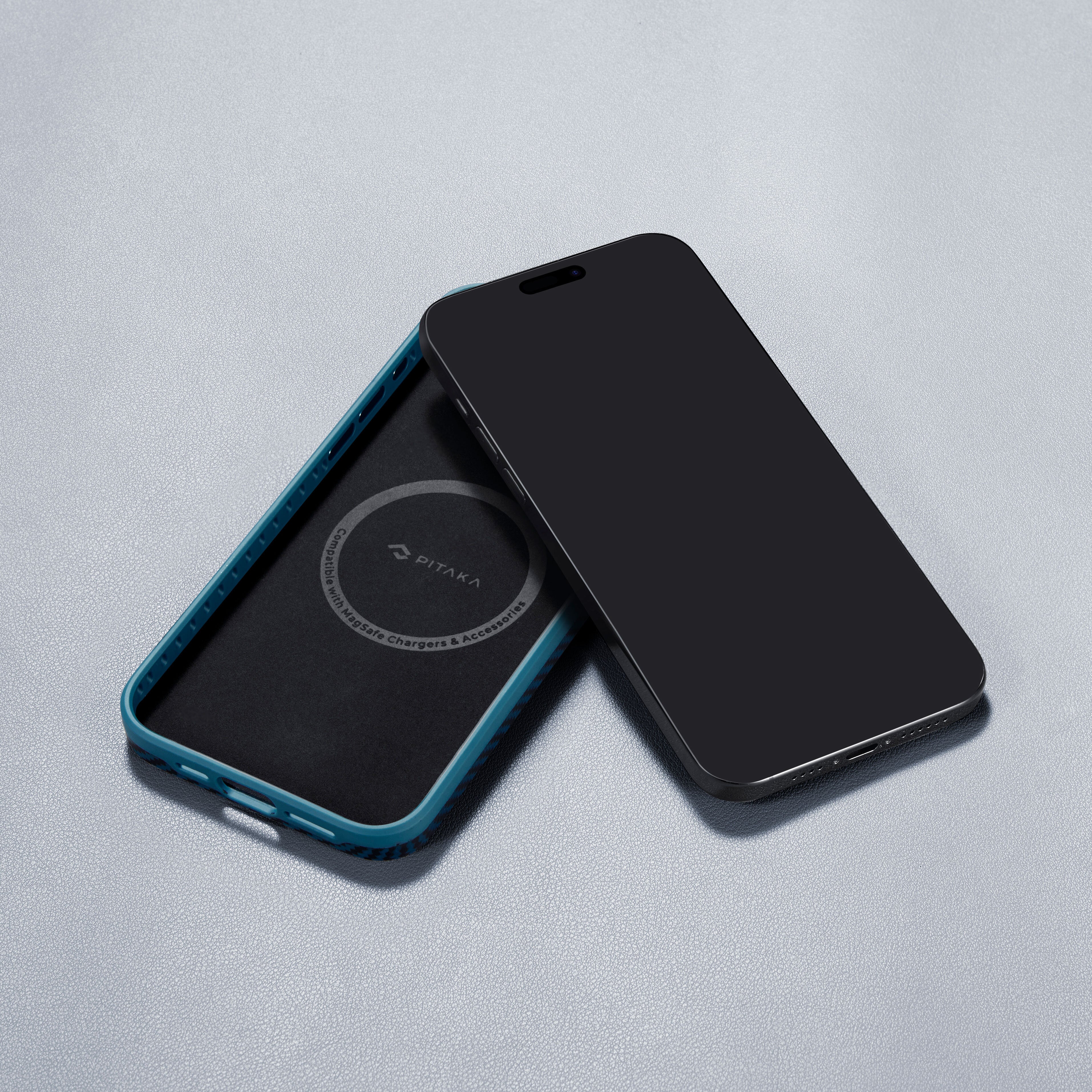 iPhone 15 Pro Kılıf M-safe Şarj Özellikli 1500D Aramid Karbon Fiber Pitaka Military-Grade Classic Serisi Black-Grey Twill Kılıf
