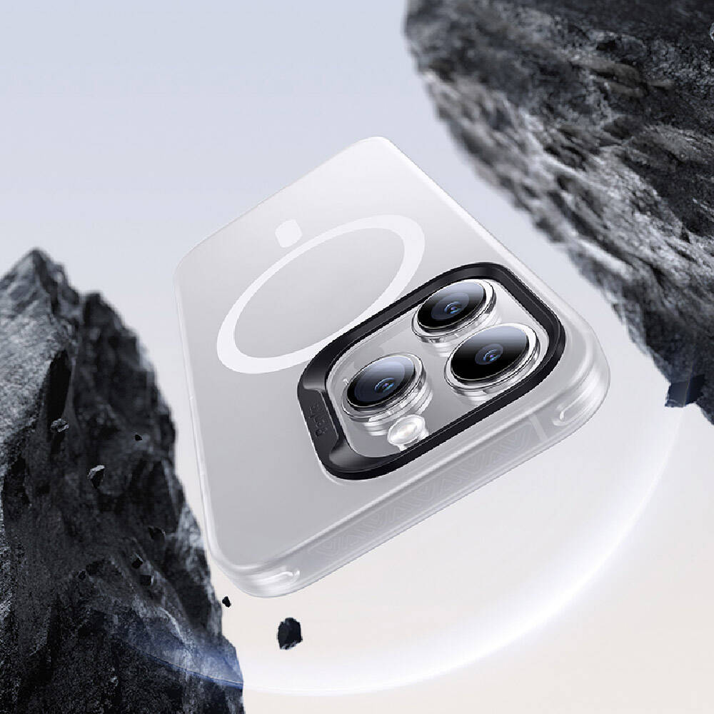 iPhone 15 Pro Kılıf M-safe Şarj Özellikli Benks Lucid Armor Kılıf