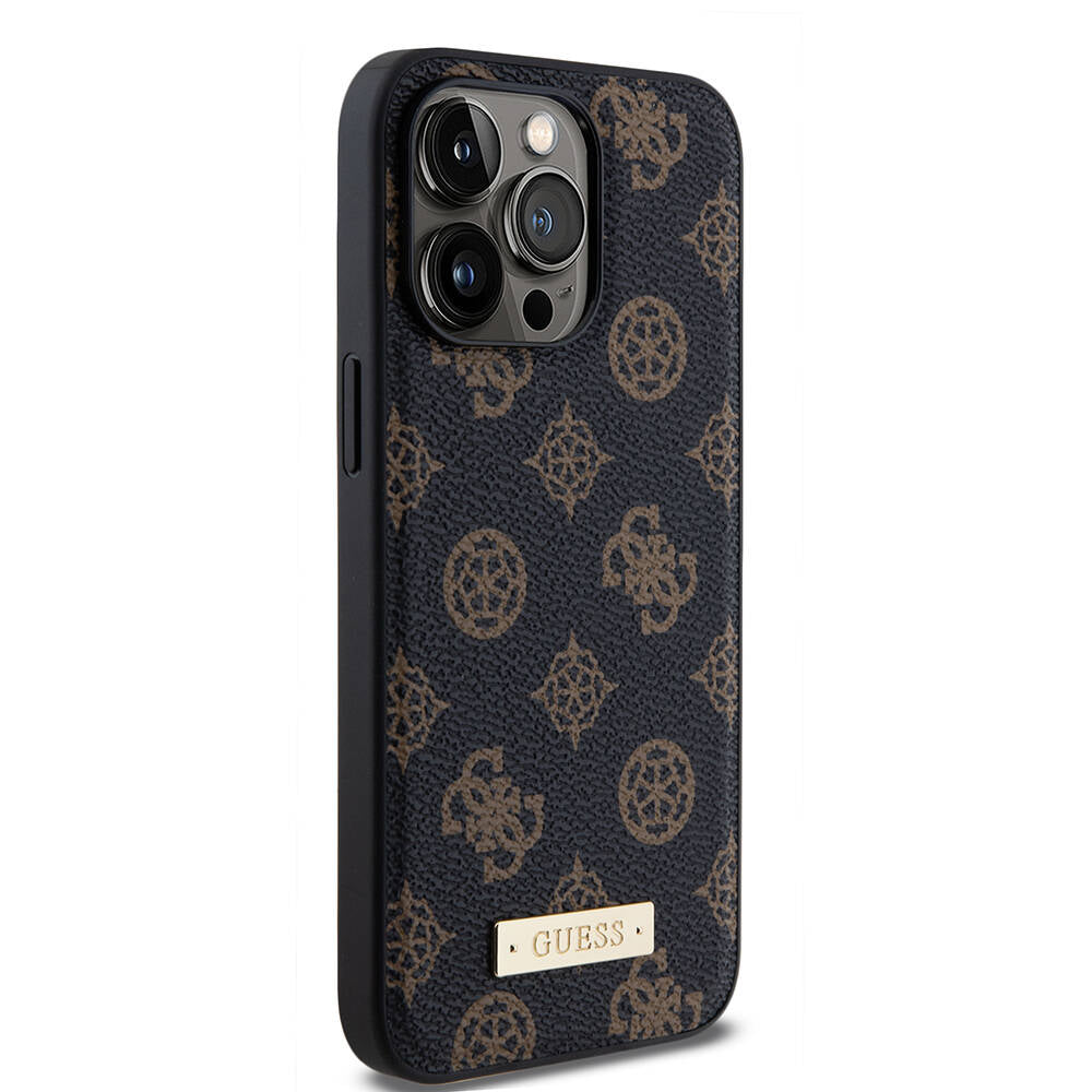 iPhone 15 Pro Max Kılıf Guess M-safe Şarj Özellikli PU Deri Desenli Metal Plaka Logolu Kılıf