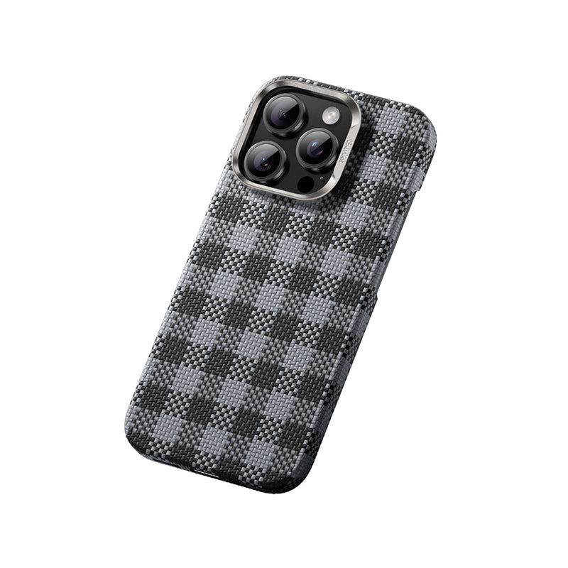 iPhone 15 Pro Max Kılıf M-safe Şarj Özellikli Ekose Tasarımlı Benks ArmorVichy Kevlar Karbon Kılıf