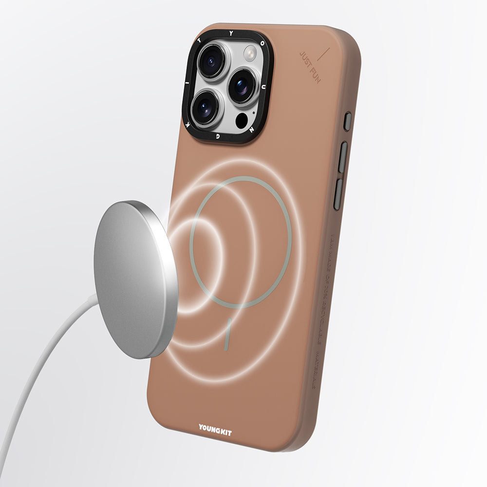 iPhone 15 Pro Max Kılıf M-safe Şarj Özellikli Youngkit Dynamag Serisi Kılıf