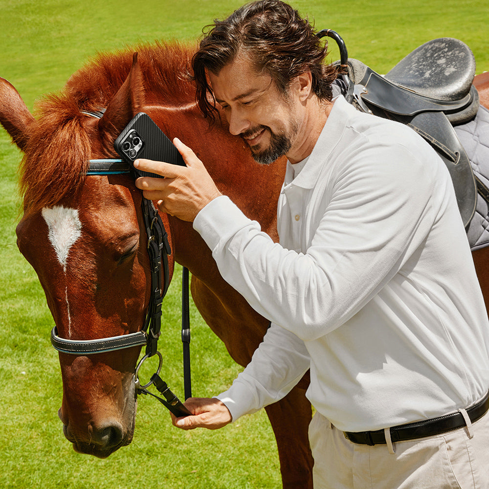 iPhone 15 Pro Max Kılıf M-safe Şarj Özellikli 1500D Aramid Fiber Pitaka Military-Grade Classic Serisi Black-Grey Twill Kılıf