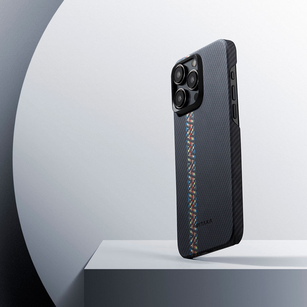 iPhone 15 Pro Max Kılıf M-safe Şarj Özellikli 600D Aramid Karbon Fiber Pitaka Tactile Woven Orchestra Serisi Rhapsody Kılıf