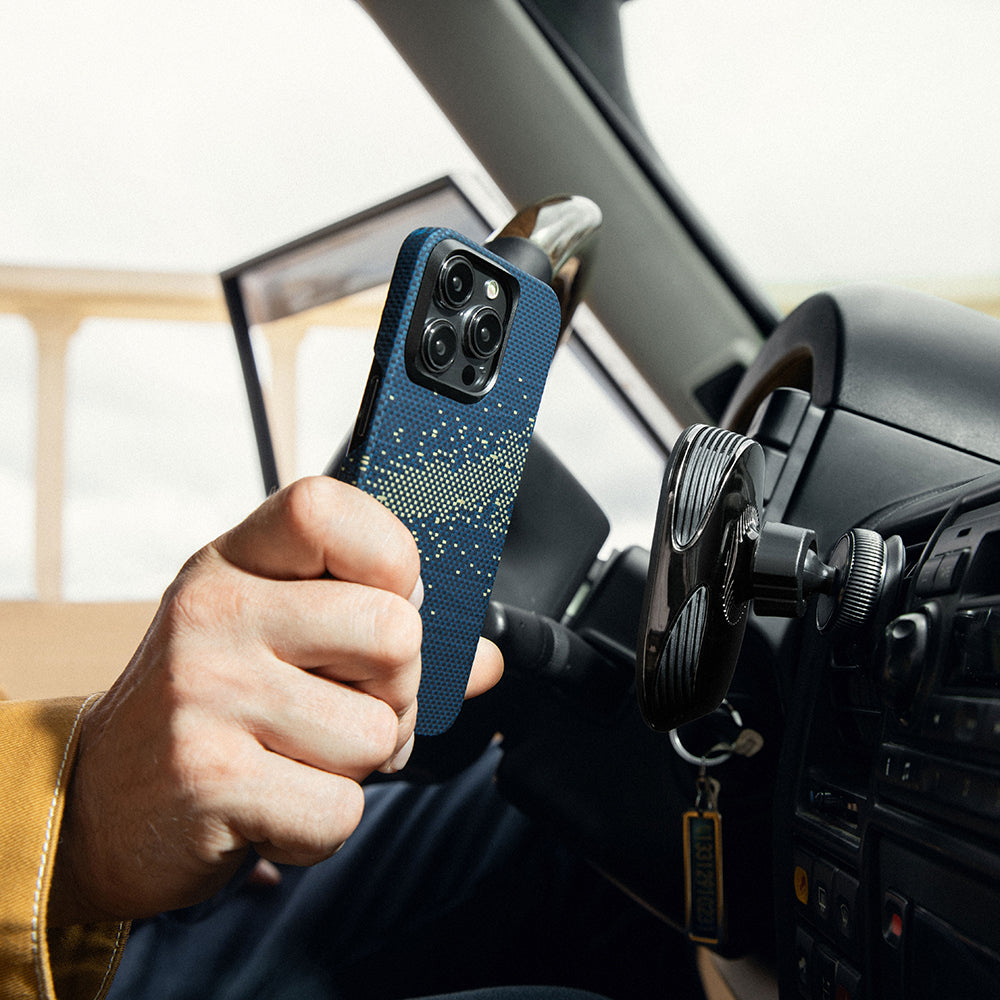 iPhone 15 Pro Max Kılıf M-safe Şarj Özellikli Aramid Karbon Fiber Pitaka Tactile Woven Starpeak Serisi Milky Way Galaxy Kılıf
