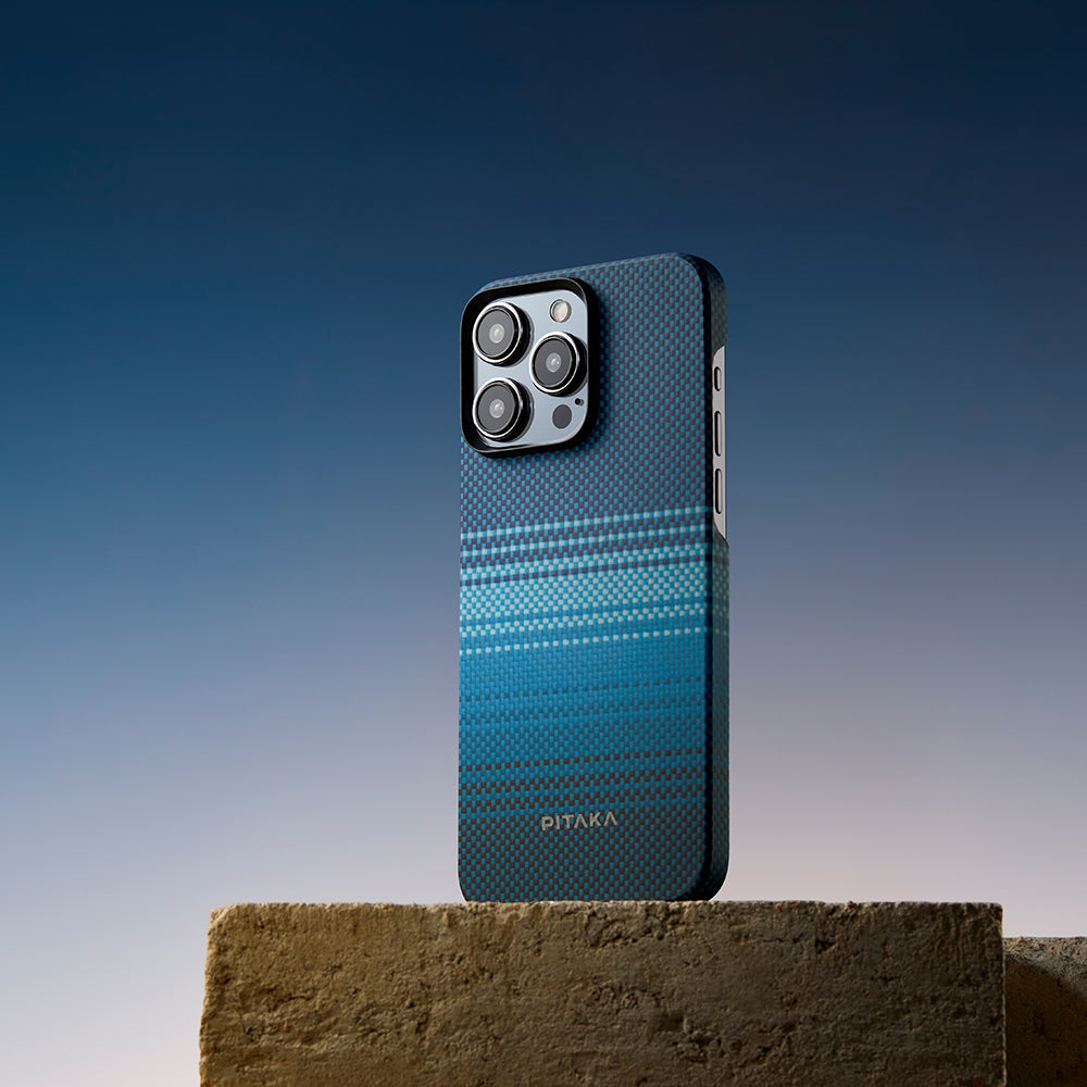 iPhone 15 Pro Max Kılıf M-safe Şarj Özellikli Aramid Karbon Fiber Pitaka Tactile Woven Sunset-Moonrise Serisi Moonrise Kılıf