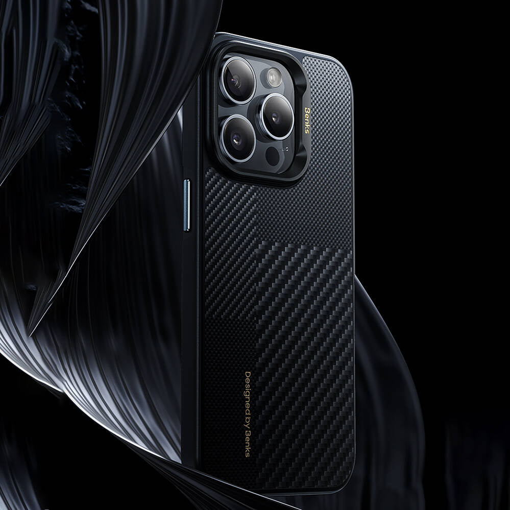 iPhone 15 Pro Max Kılıf M-safe Şarj Özellikli Karbon Fiber Benks Montage Hybrid ArmorPro Kevlar Kılıf