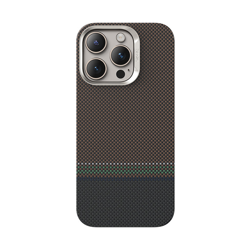 iPhone 15 Pro Max Kılıf M-safe Şarj Özellikli Karbon Fiber Tasarımlı Benks Prestige ArmorAir Kevlar Kılıf