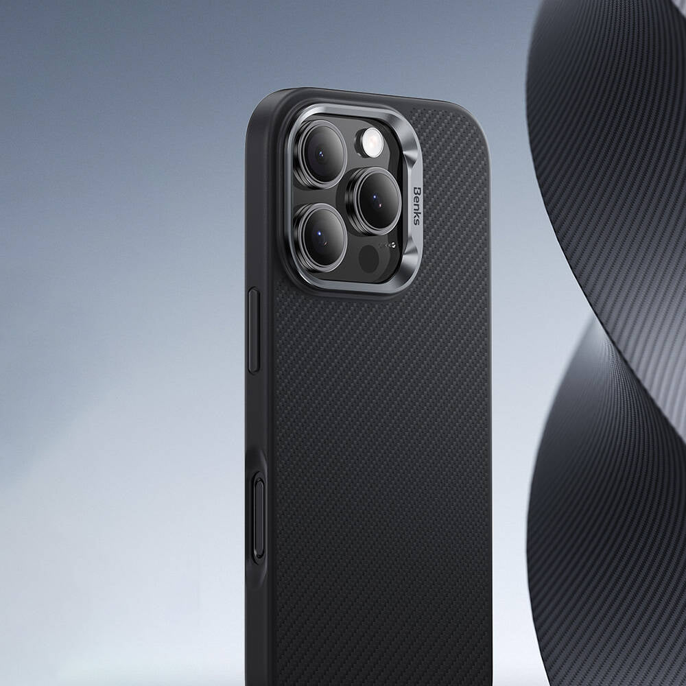 iPhone 16 Kılıf Karbon Fiber M-safe Şarj Özellikli Benks Hybrid ArmorPro 600D Kevlar Kılıf