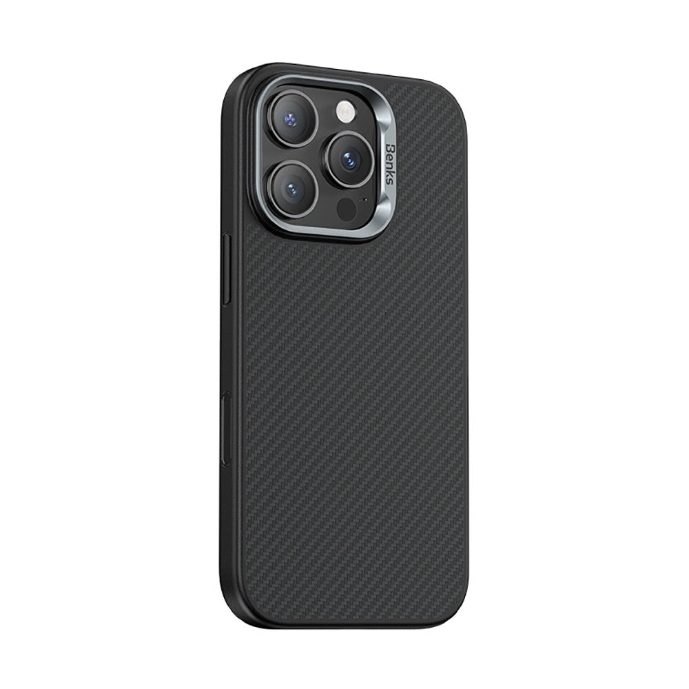 iPhone 16 Pro Kılıf Karbon Fiber M-safe Şarj Özellikli Kamerra Kontrol Butonlu Benks Hybrid ArmorPro 600D Kevlar Kılıf