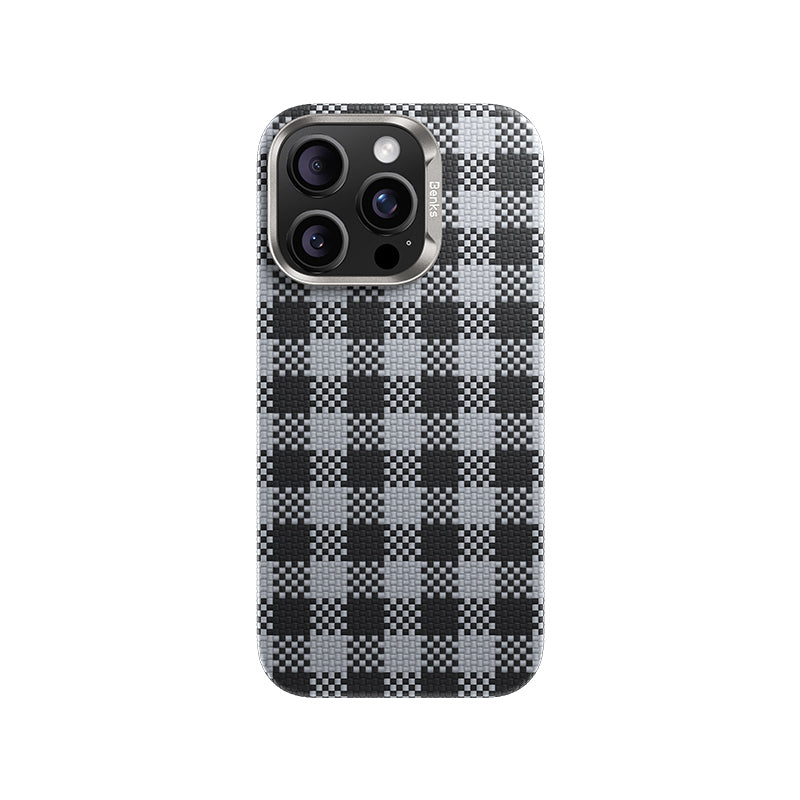 iPhone 16 Pro Kılıf M-safe Şarj Özellikli Ekose Tasarımlı Benks ArmorVichy Kevlar Karbon Kılıf