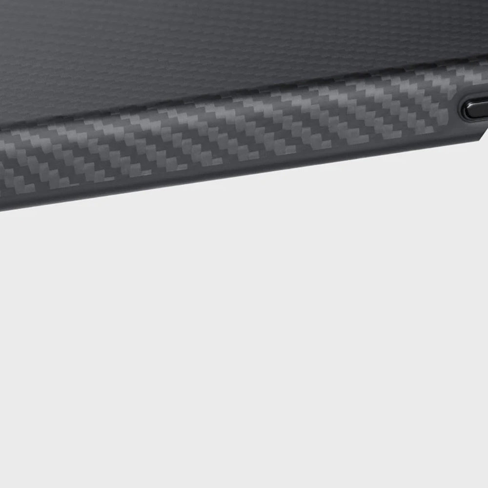 iPhone 16 Pro Kılıf M-safe Şarj Özellikli Aramid Karbon Fiber Pitaka Military-Grade Classic Serisi Black-Grey Twill Kılıf