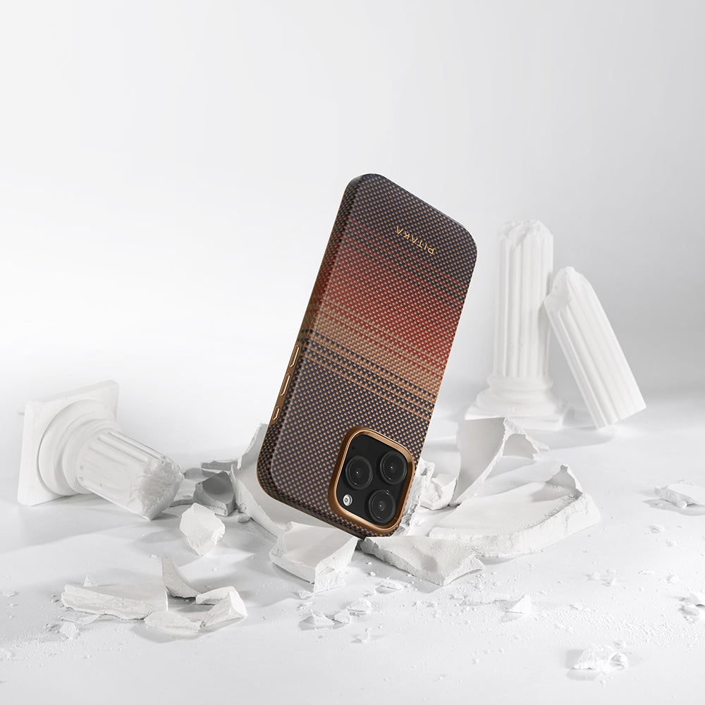 iPhone 16 Pro Kılıf M-safe Şarj Özellikli Aramid Karbon Fiber Pitaka Military-Grade Sunset-Moonrise Serisi Sunset Kılıf