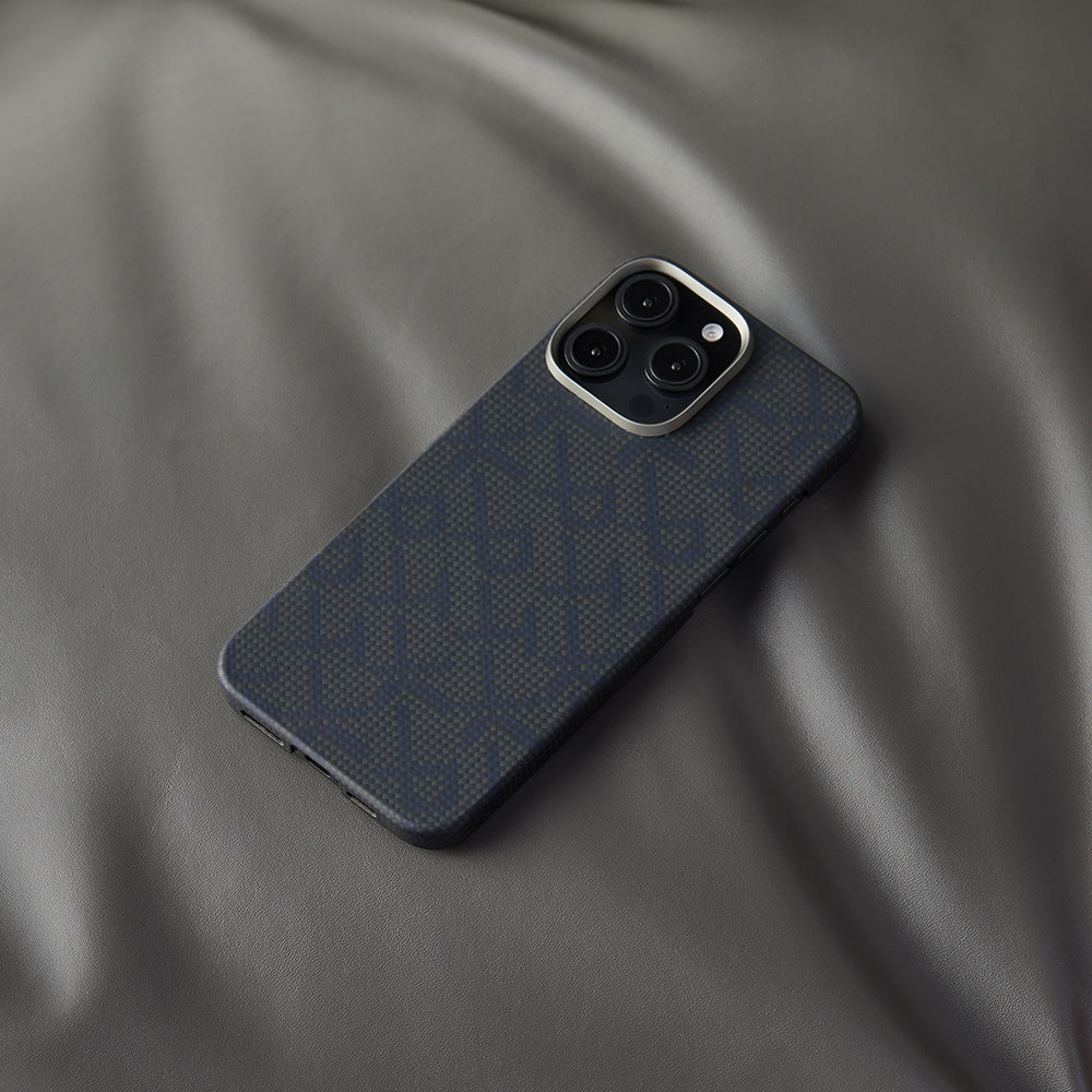 iPhone 16 Pro Kılıf M-safe Şarj Özellikli Aramid Karbon Fiber Pitaka Tactile Woven Monogram Serisi Kılıf