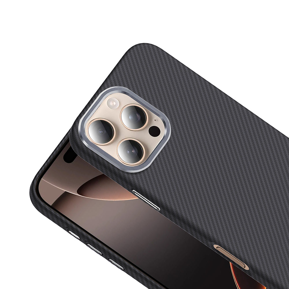 iPhone 16 Pro Kılıf M-safe Şarj Özellikli Karbon Fiber Görünümlü Zore Gros Kılıf