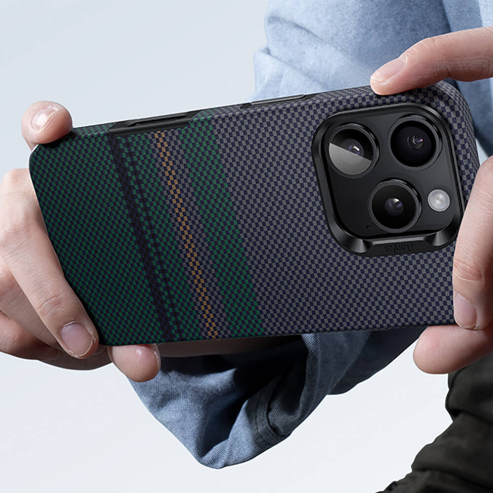 iPhone 16 Pro Kılıf M-safe Şarj Özellikli Karbon Fiber Tasarımlı Benks Aurora ArmorPro Kevlar Kılıf