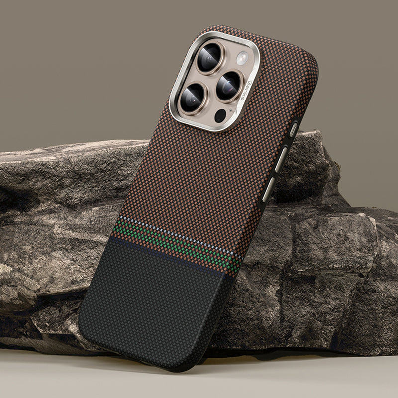 iPhone 16 Pro Kılıf M-safe Şarj Özellikli Karbon Fiber Tasarımlı Benks Prestige ArmorPro Kevlar Kılıf