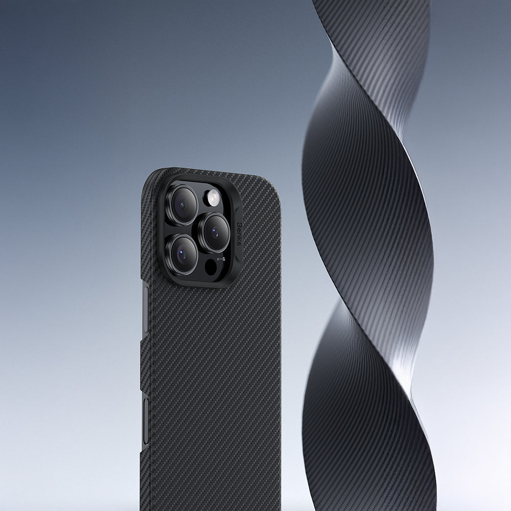 iPhone 16 Pro Max Kılıf Benks M-safe Şarj Özellikli Metal Kamera Çerçeveli Magnetik ArmorAir 600D Kevlar Karbon Fiber Kılıf