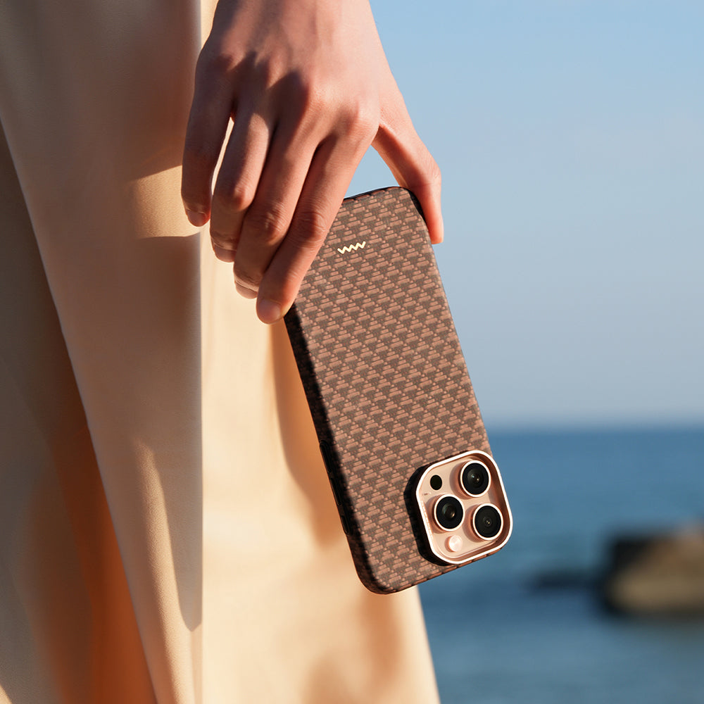 iPhone 16 Pro Max Kılıf M-safe Şarj Özellikli Raptic Aramid Skin Origin Serisi Karbon Kılıf