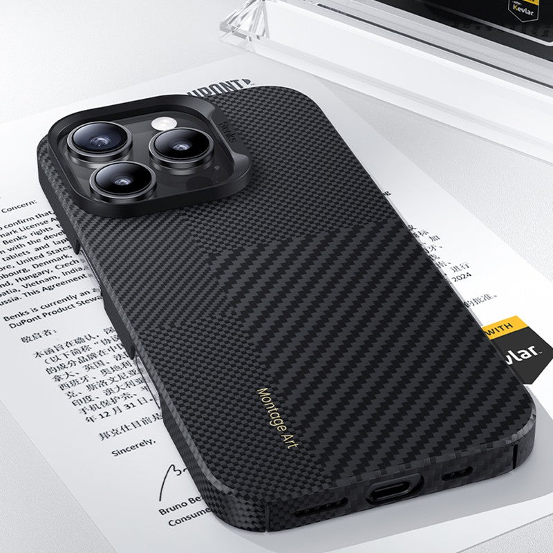 iPhone 16 Pro Max Kılıf Magsafe Şarj Özellikli Karbon Fiber Benks Yeni Seri Montage ArmorAir Kevlar Kılıf