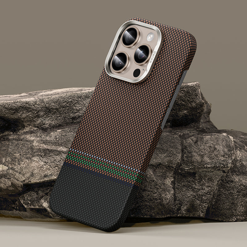 iPhone 16 Pro Max Kılıf M-safe Şarj Özellikli Karbon Fiber Tasarımlı Benks Prestige ArmorAir Kevlar Kılıf