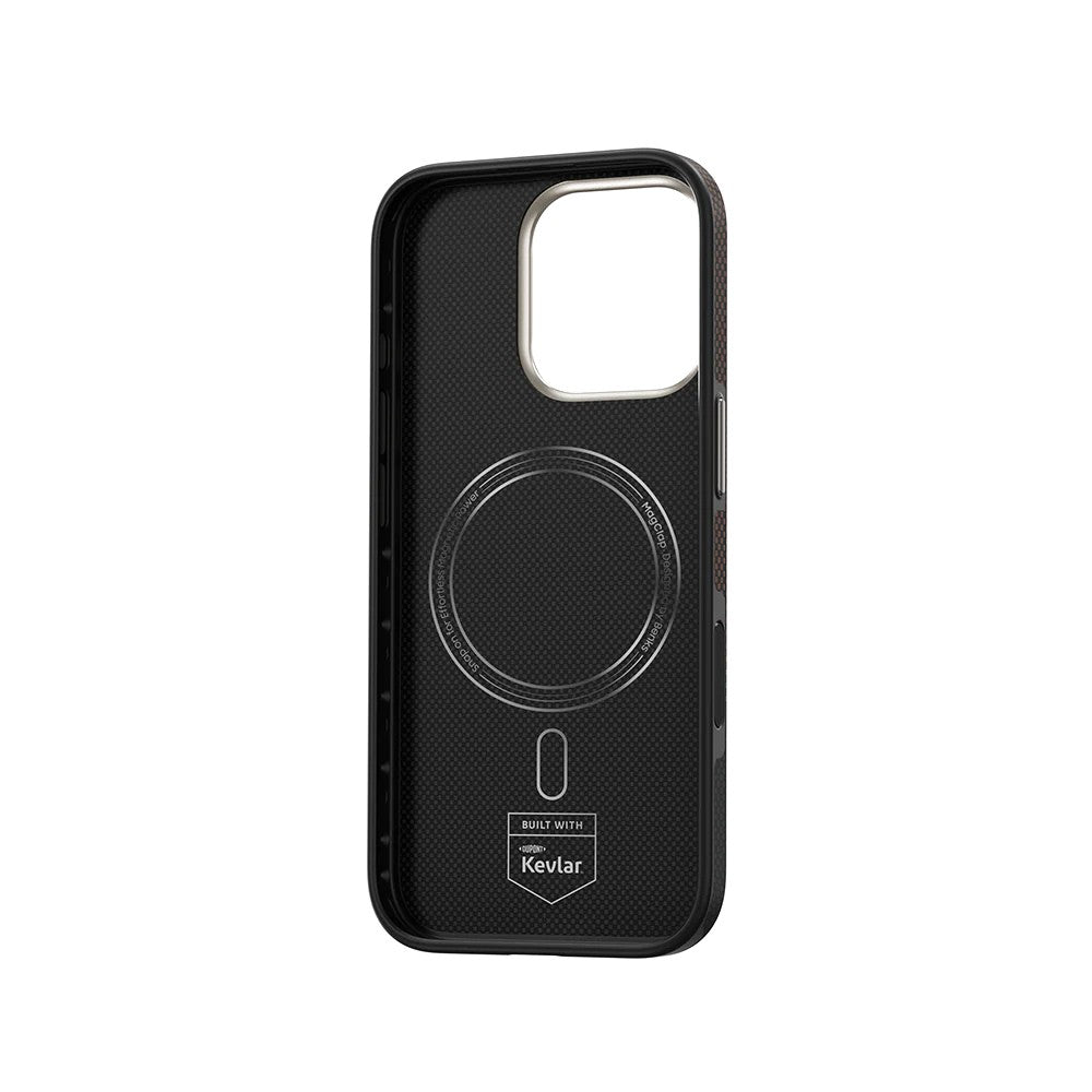 iPhone 16 Pro Max Kılıf M-safe Şarj Özellikli Karbon Fiber Tasarımlı Benks Prestige ArmorPro Kevlar Kılıf