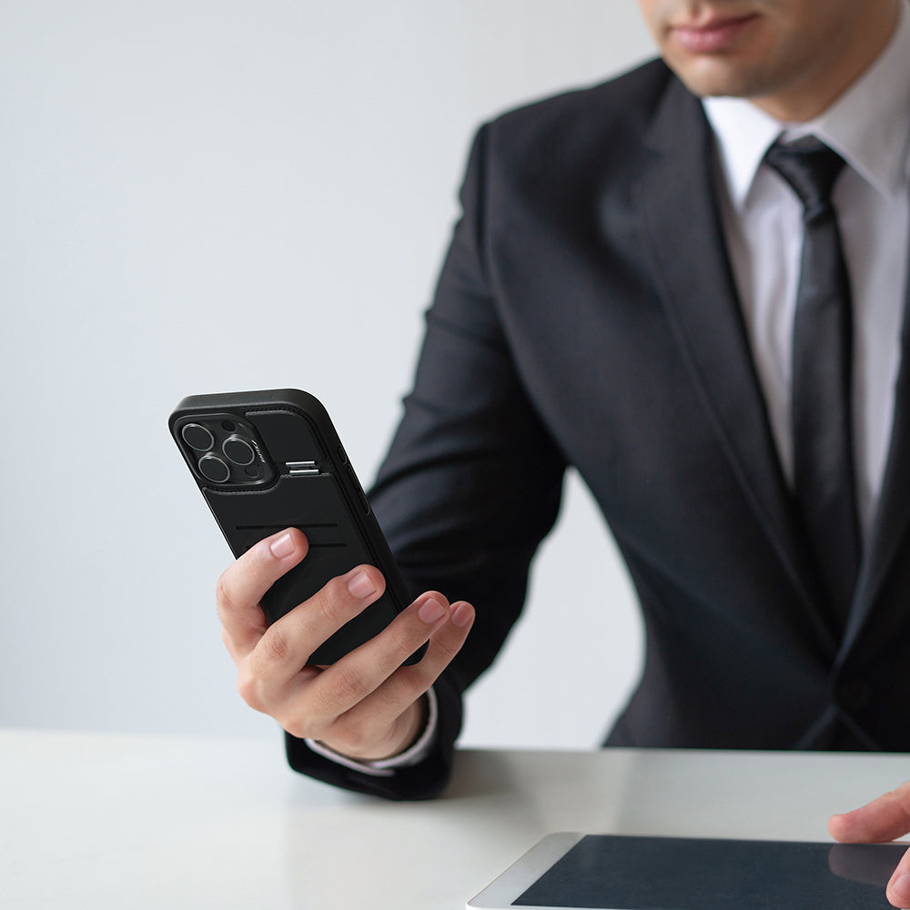 iPhone 16 Pro Max Kılıf M-safe Şarj Özellikli Raptic Slim Wallet Serisi Deri Görünümlü Kartlıklı Standlı Kılıf